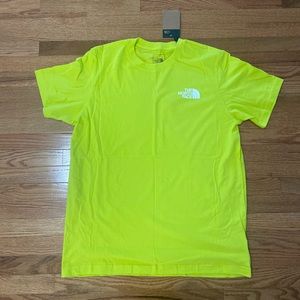 The North Face mens green tee size XL